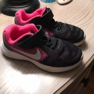 Nike Revolution 3 Girls sneaker